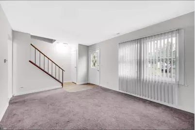 1765 Short Avenue, Streamwood, IL 60107 - Photo 9