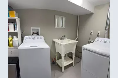 8001 N Elmore Street, Niles, IL 60714 - Photo 33