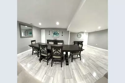 8001 N Elmore Street, Niles, IL 60714 - Photo 31