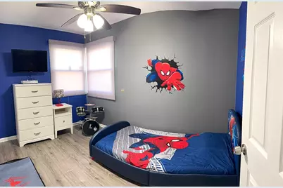 8001 N Elmore Street, Niles, IL 60714 - Photo 19