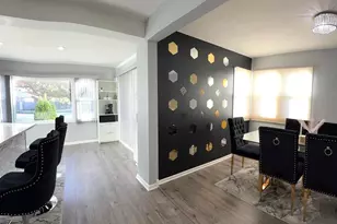 8001 N Elmore St, Niles, IL 60714 - Photo 9