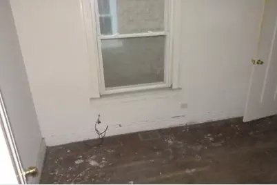 524 E 90th Street, Chicago, IL 60619 - Photo 7