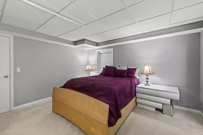 2010 N Oak Wood Drive, Arlington Heights, IL 60004 - Photo 25