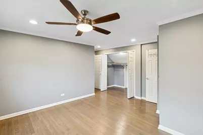 902 E Main Street, Barrington, IL 60010 - Photo 13