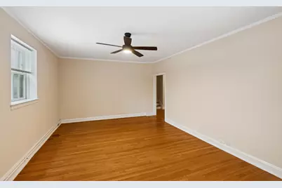 200 S Maple Avenue #G, Oak Park, IL 60302 - Photo 3