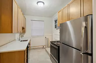 200 S Maple Ave, Oak Park, IL 60302 - Photo 11