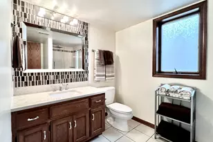 9218 S Albany Ave, Evergreen Park, IL 60805 - Photo 17