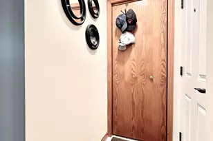 9218 S Albany Ave, Evergreen Park, IL 60805 - Photo 15