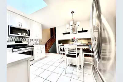 9218 S Albany Avenue, Evergreen Park, IL 60805 - Photo 7