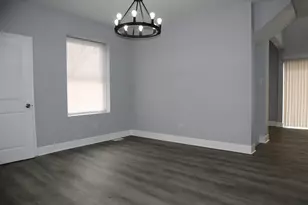 210 W 16th Pl, Chicago Heights, IL 60411 - Photo 9