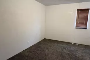 411 Jefferson St, Henry, IL 61537 - Photo 11