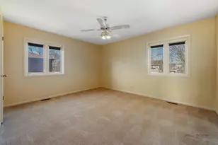 3926 Raintree Ln, Northbrook, IL 60062 - Photo 29