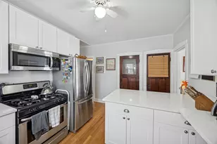 215 Rockford Ave, Forest Park, IL 60130 - Photo 9