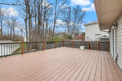 727 Old Hunt Road, Fox River Grove, IL 60021 - Photo 17
