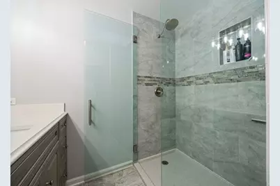 727 Old Hunt Road, Fox River Grove, IL 60021 - Photo 9