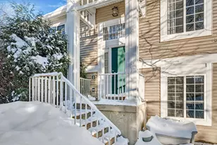 2357 Twilight Dr, Aurora, IL 60503 - Photo 3