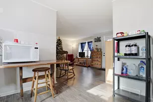 3013 Emily Ln, McHenry, IL 60051 - Photo 5