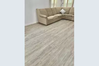 1122 Bradbury Circle, Carol Stream, IL 60188 - Photo 5