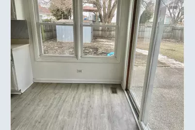 1122 Bradbury Circle, Carol Stream, IL 60188 - Photo 19