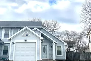 1122 Bradbury Cir, Carol Stream, IL 60188 - Photo 1