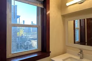 5530 N Artesian Ave, Chicago, IL 60625 - Photo 15