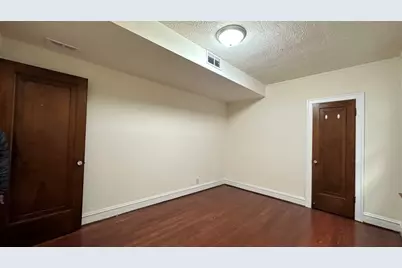 5530 N Artesian Avenue #3, Chicago, IL 60625 - Photo 9