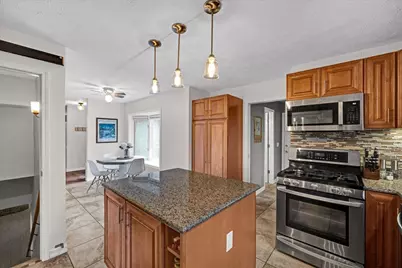 1705 Longden Avenue, Bloomington, IL 61701 - Photo 9