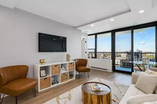 1560 N Sandburg Terrace, Chicago, IL 60610 - Photo 5