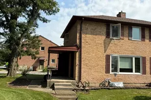 32 Dunlap Rd, Park Forest, IL 60466 - Photo 1