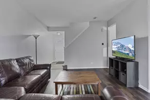 1627 Spaulding Rd, Bartlett, IL 60103 - Photo 13