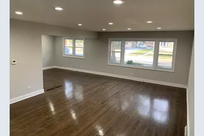 6701 W Forest View Lane, Niles, IL 60714 - Photo 7