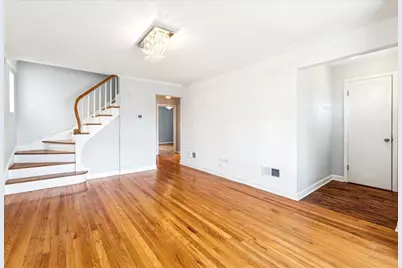 4509 N Narragansett Avenue, Chicago, IL 60630 - Photo 5