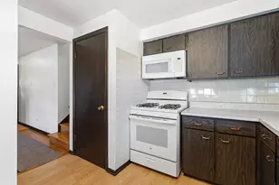 14114 S Saginaw Ave, Burnham, IL 60633 - Photo 3