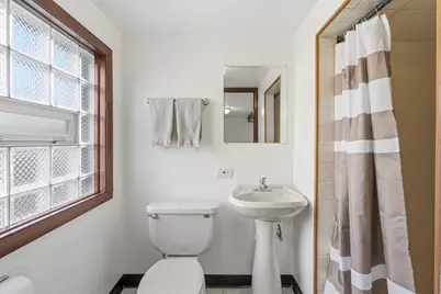 14114 S Saginaw Avenue, Burnham, IL 60633 - Photo 17