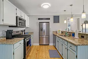 3 N Maple Ave, Fox Lake, IL 60020 - Photo 9