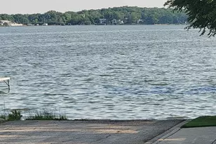 3 N Maple Ave, Fox Lake, IL 60020 - Photo 17