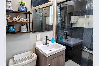 3 N Maple Avenue, Fox Lake, IL 60020 - Photo 11