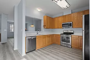 2295 Twilight Dr, Aurora, IL 60503 - Photo 5