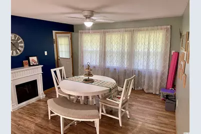 1632 N 24th St, Quincy, IL 62301 - Photo 3