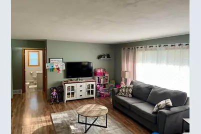 1632 N 24th St, Quincy, IL 62301 - Photo 7