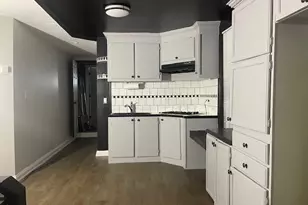 2438 W 45th Pl, Chicago, IL 60632 - Photo 9