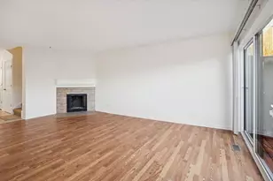 368 Willow Tree Ct, Hoffman Estates, IL 60169 - Photo 3