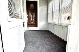 408 S Gardiner Ave, Rockford, IL 61104 - Photo 3