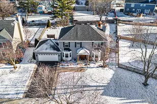 621 Doral Ln, North Aurora, IL 60542 - Photo 29