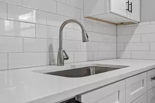 12944 S Commercial Ave, Chicago, IL 60633 - Photo 5