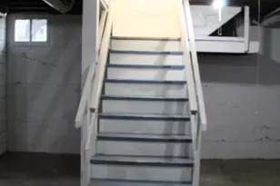 689 Bent St, Elgin, IL 60120 - Photo 17