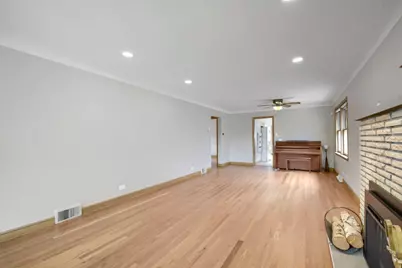 8531 S Tripp Avenue, Chicago, IL 60652 - Photo 7