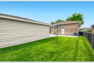 8531 S Tripp Avenue, Chicago, IL 60652 - Photo 31