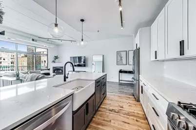 [Address not provided], Chicago, IL 60607 - Photo 17