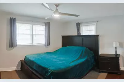 227 N Butterfield Road, Libertyville, IL 60048 - Photo 13